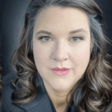 Amy Luscher Smith Headshot